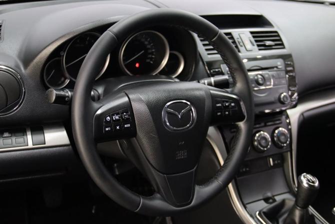 Mazda 6 II (GH) Рестайлинг с пробегом 2011 года, цена 925 250 рублей, 207744 км, седан, Автокод Объявления