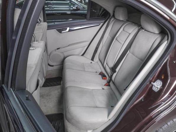 Mercedes-Benz C-Класс III (W204) Рестайлинг с пробегом 2011 года, цена 1 319 000 рублей, 196670 км, седан, Автокод Объявления