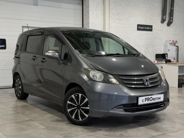 Honda Freed I с пробегом 2010 года, цена 950 000 рублей, 170440 км, компактвэн, Автокод Объявления