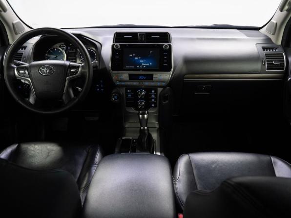 Toyota Land Cruiser Prado 150 Series Рестайлинг 2 с пробегом 2018 года, цена 5 990 000 рублей, 114327 км, внедорожник, Автокод Объявления