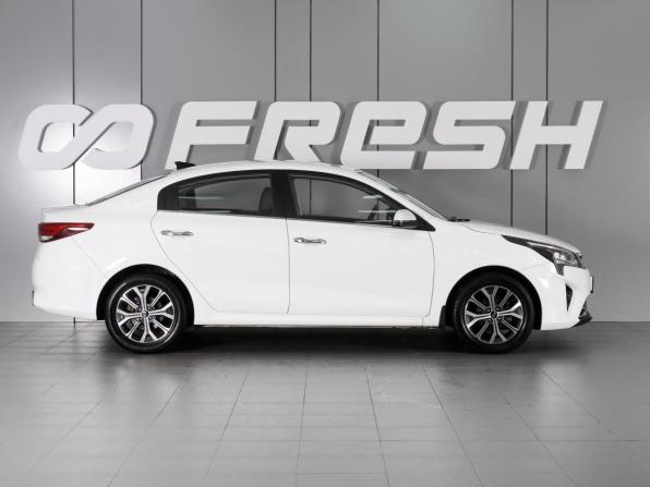 Kia Rio IV Рестайлинг с пробегом 2020 года, цена 1 756 000 рублей, 97479 км, седан, Автокод Объявления