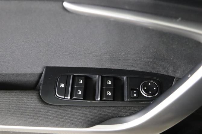 Kia Ceed III Рестайлинг с пробегом 2021 года, цена 2 149 990 рублей, 89761 км, универсал, Автокод Объявления