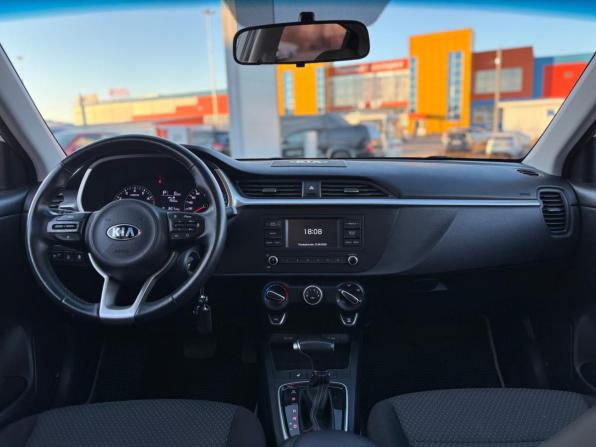 Kia Rio IV Рестайлинг с пробегом 2020 года, цена 1 700 000 рублей, 62124 км, седан, Автокод Объявления