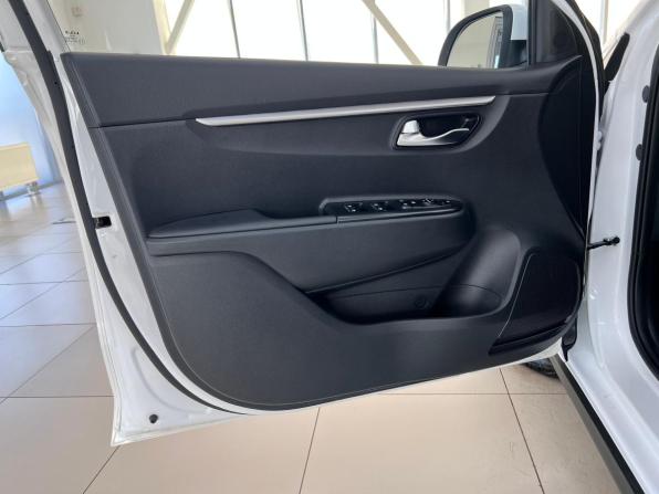 Kia Rio IV Рестайлинг с пробегом 2022 года, цена 1 749 000 рублей, 95439 км, хэтчбек, Автокод Объявления