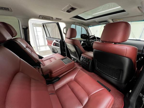 Toyota Land Cruiser 200 Series Рестайлинг 2 с пробегом 2016 года, цена 6 000 000 рублей, 125400 км, внедорожник, Автокод Объявления
