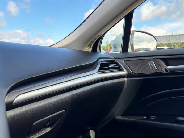 Ford Fusion (North America) II Рестайлинг с пробегом 2017 года, цена 1 465 000 рублей, 183000 км, седан, Автокод Объявления