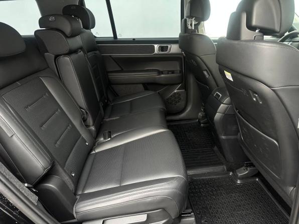 Hyundai Santa Fe V (MX5) с пробегом 2023 года, цена 5 570 000 рублей, 17625 км, внедорожник, Автокод Объявления