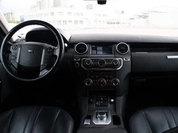 Land Rover Discovery IV Рестайлинг с пробегом 2015 года, цена 2 298 000 рублей, 232191 км, внедорожник, Автокод Объявления