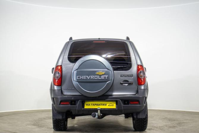 Chevrolet Niva I Рестайлинг с пробегом 2012 года, цена 599 000 рублей, 139000 км, внедорожник, Автокод Объявления