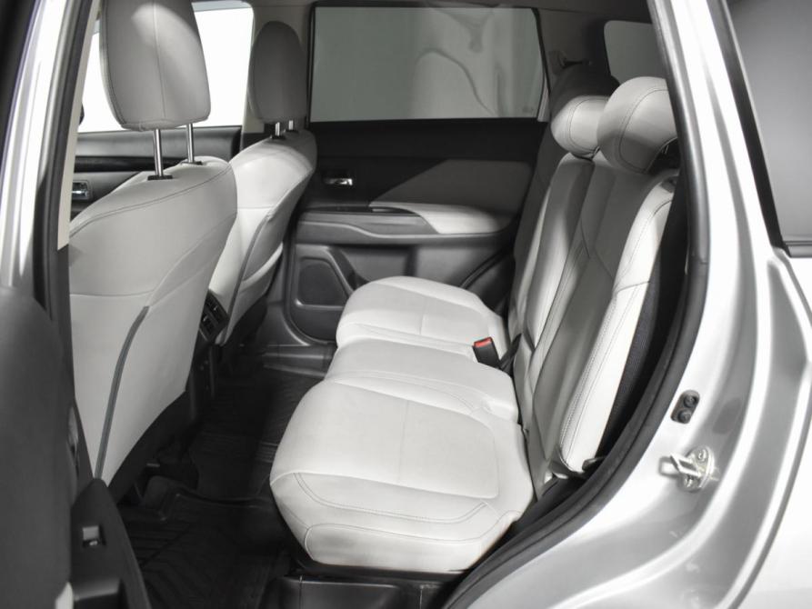 Mitsubishi Outlander III Рестайлинг 3 Санкт-Петербург  - изображение 11