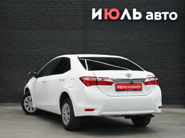 Toyota Corolla XI (E160 E170 E180) Рестайлинг 1 с пробегом 2016 года, цена 1 370 000 рублей, 116751 км, седан, Автокод Объявления