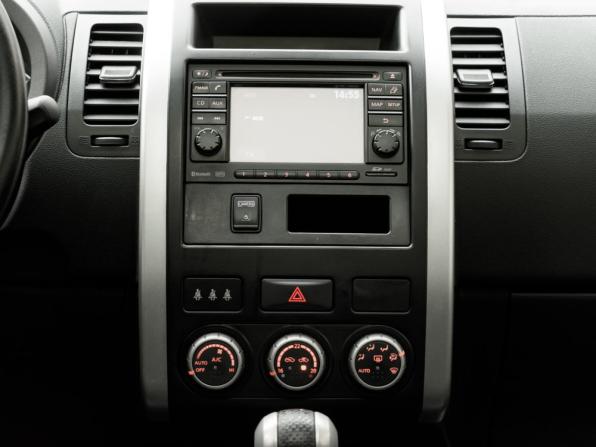 Nissan X-Trail II Рестайлинг с пробегом 2014 года, цена 1 510 000 рублей, 221218 км, внедорожник, Автокод Объявления
