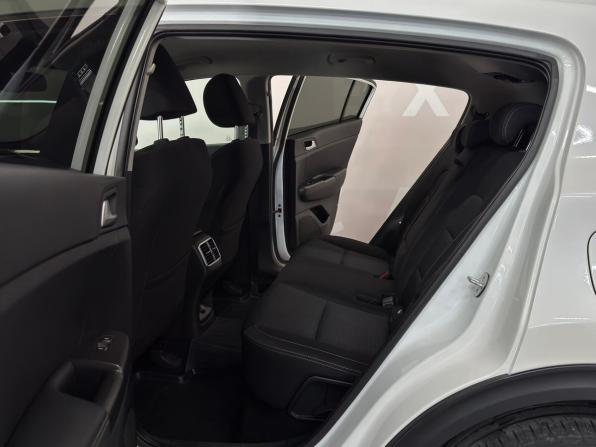 Kia Sportage IV Рестайлинг с пробегом 2019 года, цена 2 349 000 рублей, 52061 км, внедорожник, Автокод Объявления