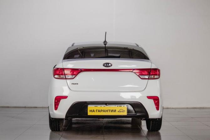 Kia Rio IV с пробегом 2018 года, цена 1 249 000 рублей, 80000 км, седан, Автокод Объявления