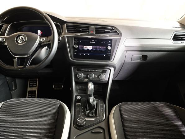Volkswagen Tiguan II с пробегом 2020 года, цена 2 335 000 рублей, 110202 км, внедорожник, Автокод Объявления