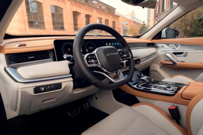Новый JETOUR X70+ I Рестайлинг 2026 года, цена 2 699 000 рублей, внедорожник, Автокод Объявления