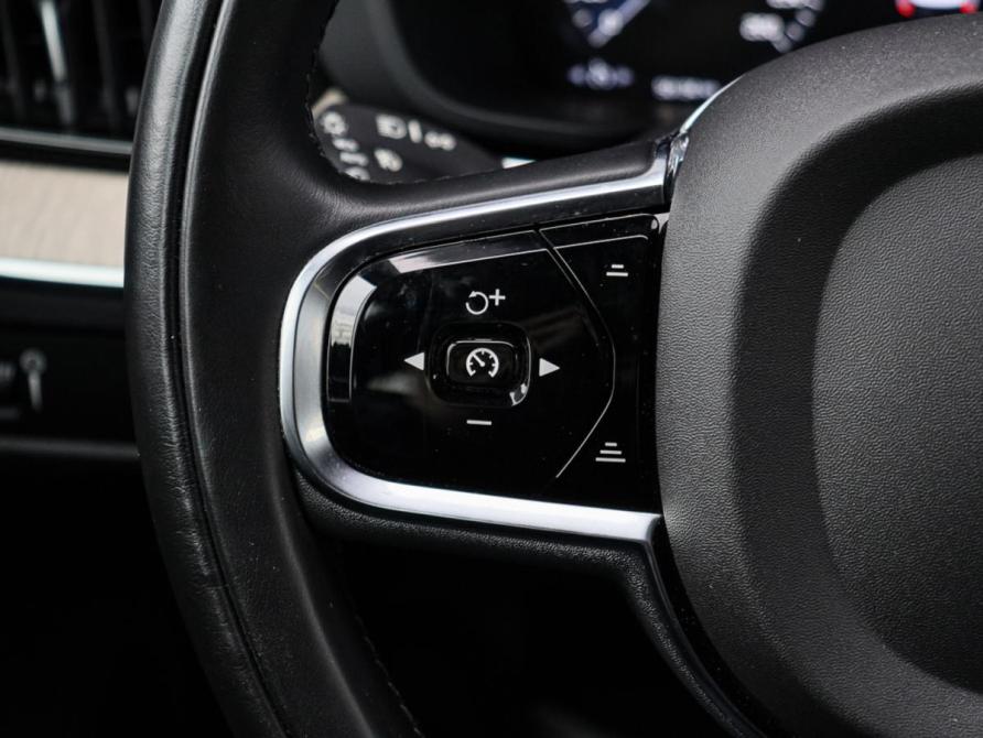 Volvo XC60 II Москва  - изображение 26