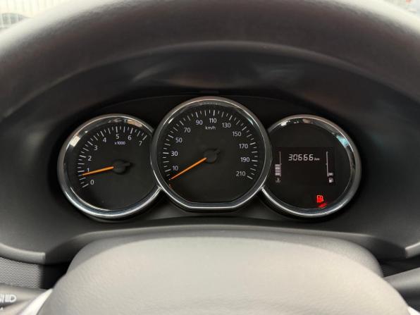 Renault Logan II Рестайлинг с пробегом 2021 года, цена 1 100 000 рублей, 30666 км, седан, Автокод Объявления
