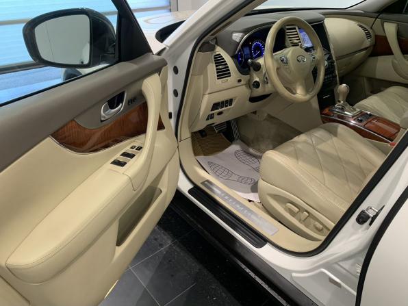 Infiniti QX70 с пробегом 2015 года, цена 1 799 000 рублей, 117502 км, внедорожник, Автокод Объявления