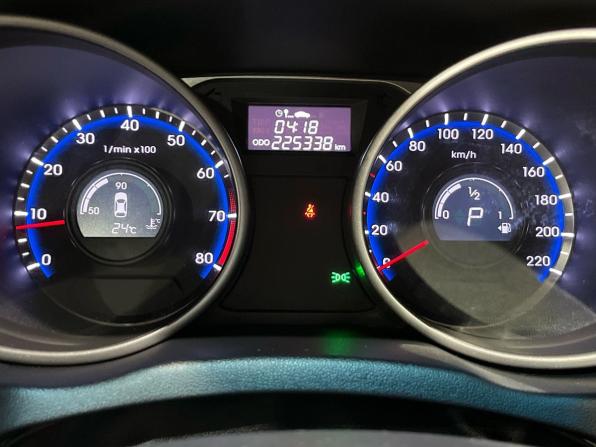 Hyundai ix35 I Рестайлинг с пробегом 2014 года, цена 1 220 000 рублей, 225338 км, внедорожник, Автокод Объявления