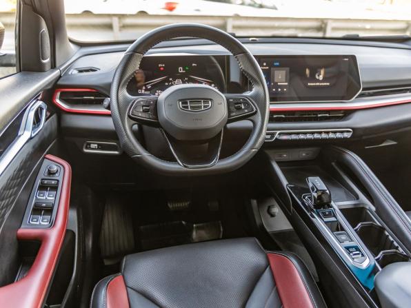 Geely Coolray I Рестайлинг с пробегом 2023 года, цена 1 848 000 рублей, 85643 км, внедорожник, Автокод Объявления