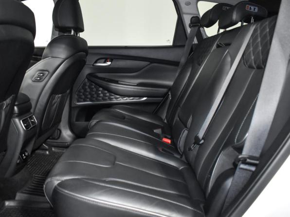 Hyundai Santa Fe IV Рестайлинг с пробегом 2021 года, цена 3 840 000 рублей, 85138 км, внедорожник, Автокод Объявления