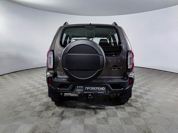 Lada (ВАЗ) Niva I Рестайлинг (Travel) с пробегом 2026 года, цена 1 590 000 рублей, 1047 км, внедорожник, Автокод Объявления