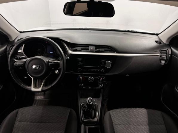 Kia Rio IV Рестайлинг с пробегом 2020 года, цена 1 555 000 рублей, 85740 км, хэтчбек, Автокод Объявления