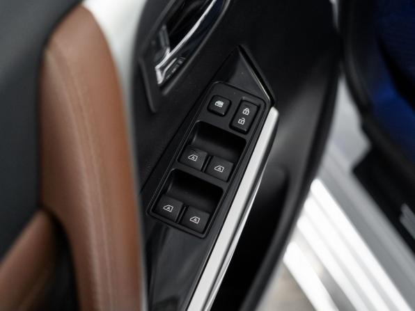 Mitsubishi Pajero Sport III Рестайлинг с пробегом 2020 года, цена 3 700 500 рублей, 71423 км, внедорожник, Автокод Объявления