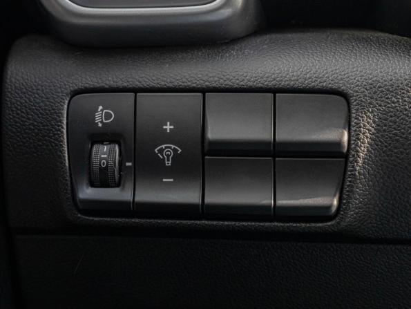 Kia Sportage IV Рестайлинг с пробегом 2021 года, цена 2 350 000 рублей, 109177 км, внедорожник, Автокод Объявления