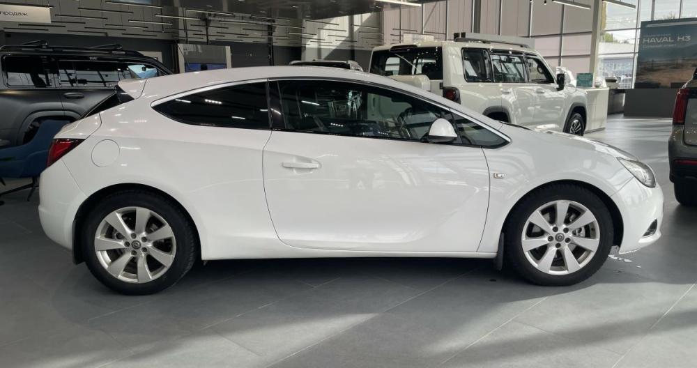 Opel Astra J Рестайлинг Стерлитамак  - изображение 4