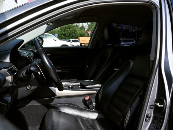 Lexus IS III Рестайлинг с пробегом 2018 года, цена 2 599 000 рублей, 227467 км, седан, Автокод Объявления