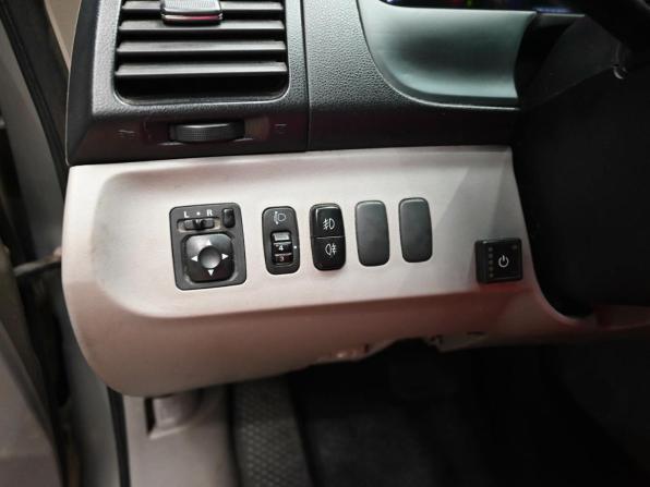 Mitsubishi Grandis I с пробегом 2005 года, цена 750 000 рублей, 310834 км, минивэн, Автокод Объявления