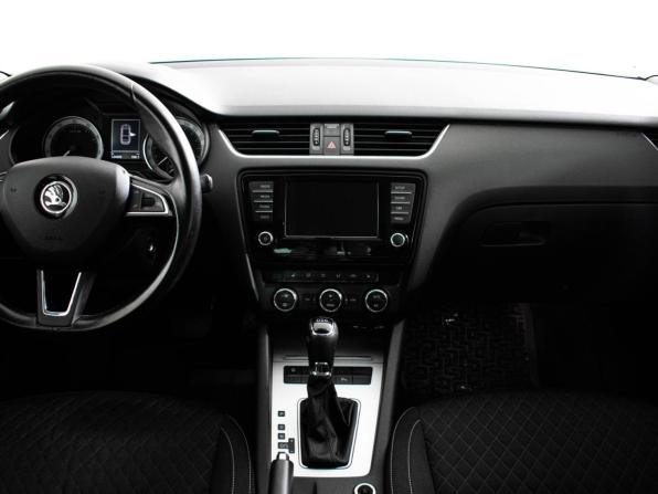 Skoda Octavia III (A7) с пробегом 2016 года, цена 1 627 000 рублей, 124407 км, лифтбек, Автокод Объявления
