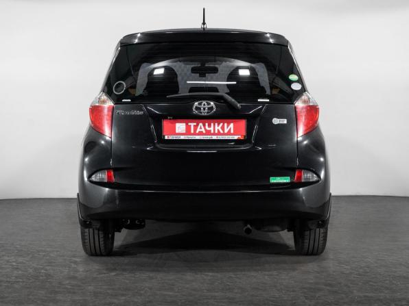 Toyota Ractis II с пробегом 2013 года, цена 975 000 рублей, 178387 км, хэтчбек, Автокод Объявления