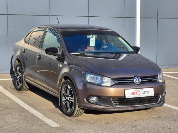 Volkswagen Polo V с пробегом 2014 года, цена 699 000 рублей, 193644 км, седан, Автокод Объявления