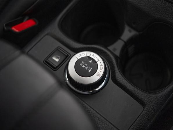 Nissan X-Trail III Рестайлинг с пробегом 2018 года, цена 2 000 000 рублей, 79297 км, внедорожник, Автокод Объявления