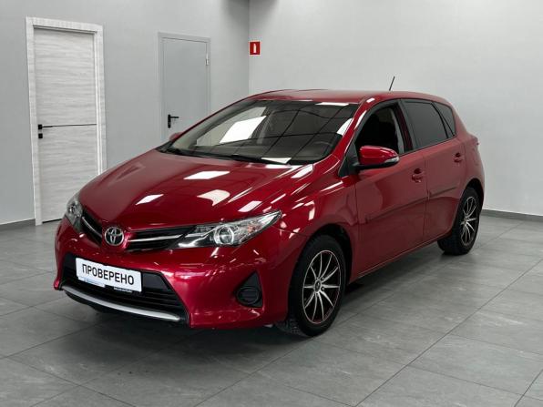 Toyota Auris II с пробегом 2013 года, цена 890 000 рублей, 179650 км, хэтчбек, Автокод Объявления