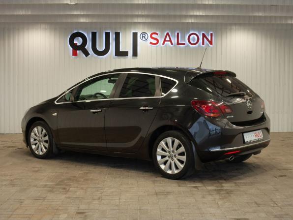 Opel Astra J Рестайлинг с пробегом 2013 года, цена 920 000 рублей, 118975 км, хэтчбек, Автокод Объявления