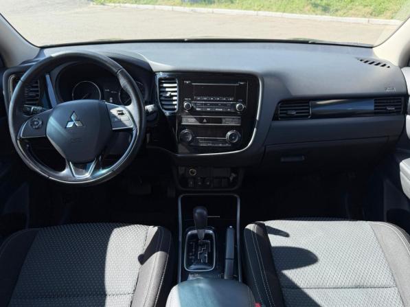 Mitsubishi Outlander III Рестайлинг 3 с пробегом 2020 года, цена 2 280 000 рублей, 56000 км, внедорожник, Автокод Объявления