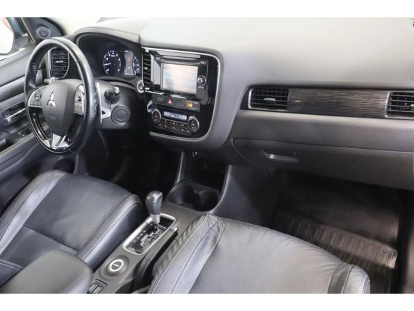 Mitsubishi Outlander III Рестайлинг 2 с пробегом 2015 года, цена 2 299 000 рублей, 97773 км, внедорожник, Автокод Объявления