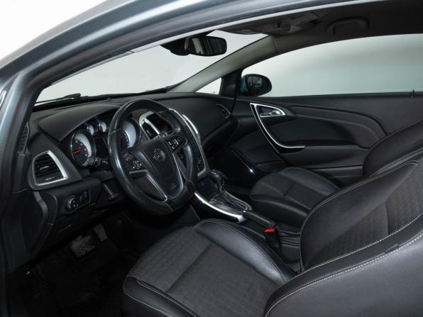 Opel Astra J Рестайлинг с пробегом 2013 года, цена 830 000 рублей, 215620 км, хэтчбек, Автокод Объявления