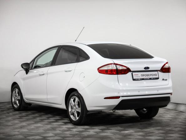 Ford Fiesta Mk6 Рестайлинг с пробегом 2015 года, цена 749 000 рублей, 137250 км, седан, Автокод Объявления