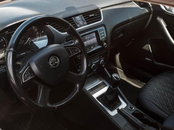 Skoda Octavia III (A7) с пробегом 2013 года, цена 980 000 рублей, 186378 км, лифтбек, Автокод Объявления