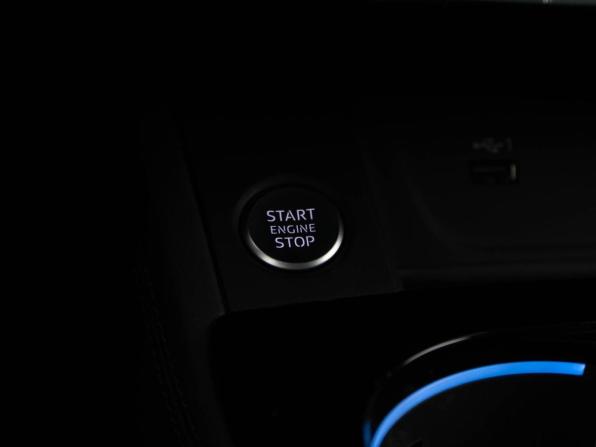 Audi A4 V (B9) Рестайлинг с пробегом 2025 года, цена 6 058 444 рубля, 80 км, седан, Автокод Объявления