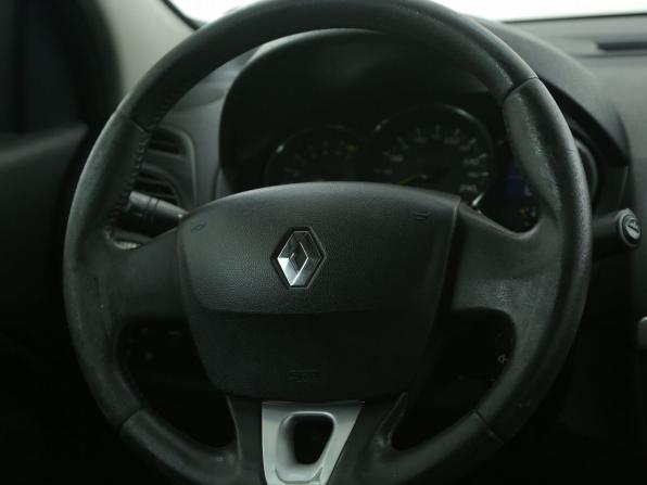 Renault Fluence I с пробегом 2011 года, цена 390 000 рублей, 233000 км, седан, Автокод Объявления