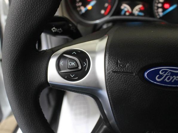 Ford Focus III с пробегом 2013 года, цена 696 300 рублей, 181082 км, хэтчбек, Автокод Объявления