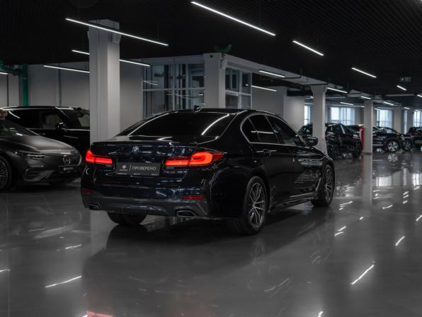 BMW 5 серии VII (G30/G31/G38) Рестайлинг с пробегом 2021 года, цена 4 600 000 рублей, 58630 км, седан, Автокод Объявления