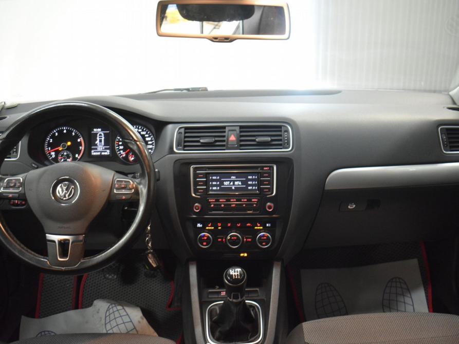 Volkswagen Jetta VI Мурманск  - изображение 13