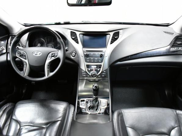 Hyundai Grandeur V с пробегом 2013 года, цена 1 657 000 рублей, 157800 км, седан, Автокод Объявления
